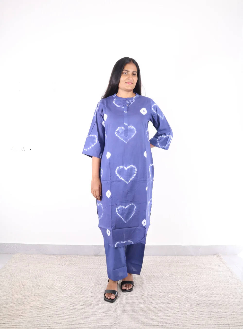 blue coloured bandhani kurta set